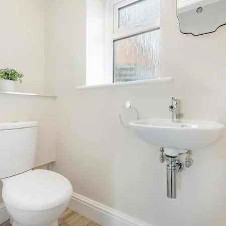 4 Bed In Penrith Sz606 Hébergement de vacances *