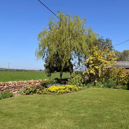 4 Bed In Penrith Oc-Sz606 Holiday home