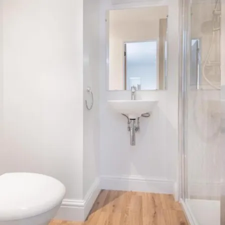 4 Bed In Penrith Oc-sz606