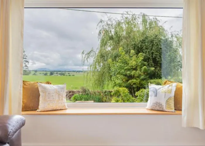 Holiday home 4 Bed In Penrith Oc-Sz606